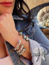 Load image into Gallery viewer, Put A Bow On It