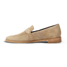 Load image into Gallery viewer, MARTINGALE LOAFER - LATTE SUEDE