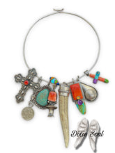 Load image into Gallery viewer, Spiny Neck Mess 1