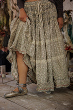 Load image into Gallery viewer, SKIRT 242-GYPSO-OS
Floral Chrystal Skirt