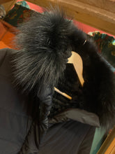 Load image into Gallery viewer, Reversible Down Parka