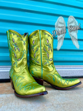 Load image into Gallery viewer, Reno Boots