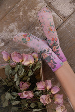 Load image into Gallery viewer, SOCKS 122 | Maysie MP Socks | Color: Crown Of Love