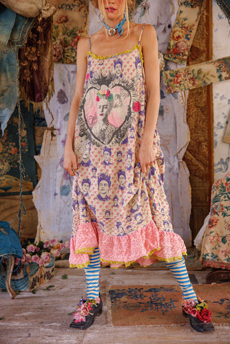 SLIP 197 | Ilameante Clementine Slip | Color: Espiritu Duradero
