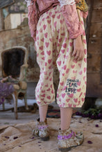 Load image into Gallery viewer, SHORTS 100 | Printed Cali Sweat Shorts |