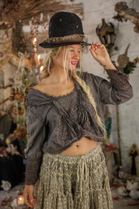 TOP 2239
Eyelet Nonnie Belle Blouse