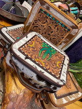 Load image into Gallery viewer, Tooled Leather Jewelry Case