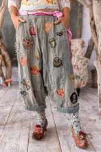 Load image into Gallery viewer, PANTS 772 | Embroidered Patch Joni Trousers