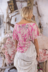 TOP 2071 | Mural Frida Europa T | Color: Dragonfruit