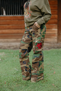 HEAVENLY ROSE CAMO PANT