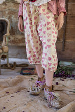 Load image into Gallery viewer, SHORTS 100 | Printed Cali Sweat Shorts |