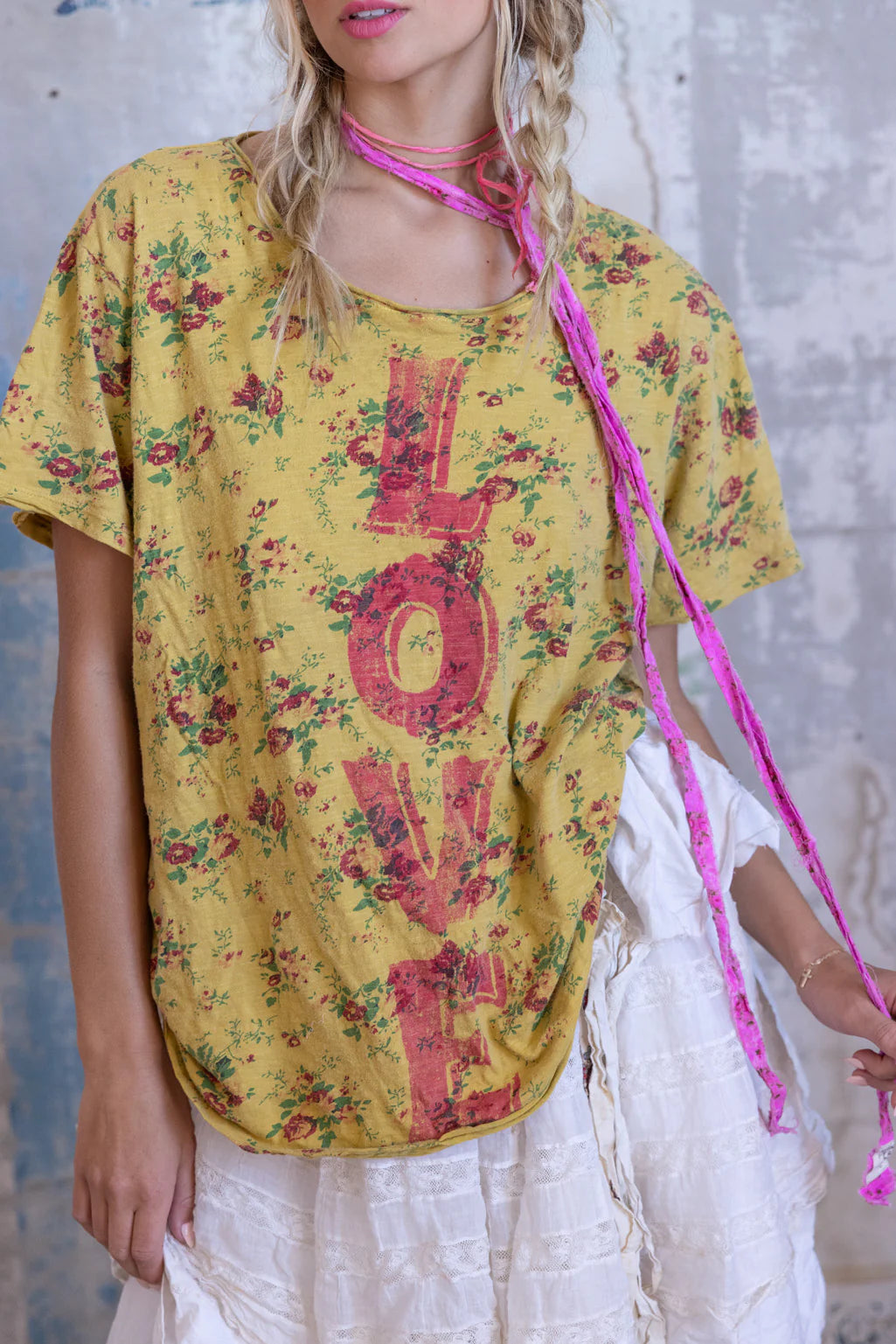 Top 1667 Floral Circus Love T