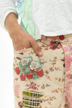 Load image into Gallery viewer, Pants 522 Floral Miner Denim Strawberry Patch