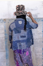 Load image into Gallery viewer, Jacket 809 Short Tancy Coat in Zendigo