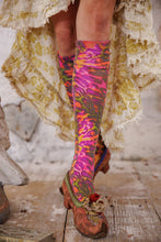 Load image into Gallery viewer, SOCKS 183-HRBND-OS

Neon Leopard OTK Socks