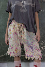 Load image into Gallery viewer, Shorts 043 Floral Khloe Boxers in Pressed Flowers