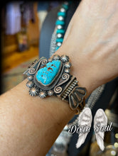 Load image into Gallery viewer, Thursday Turquoise Therapy